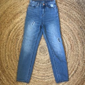 BDG Urban Outfitters mom jeans